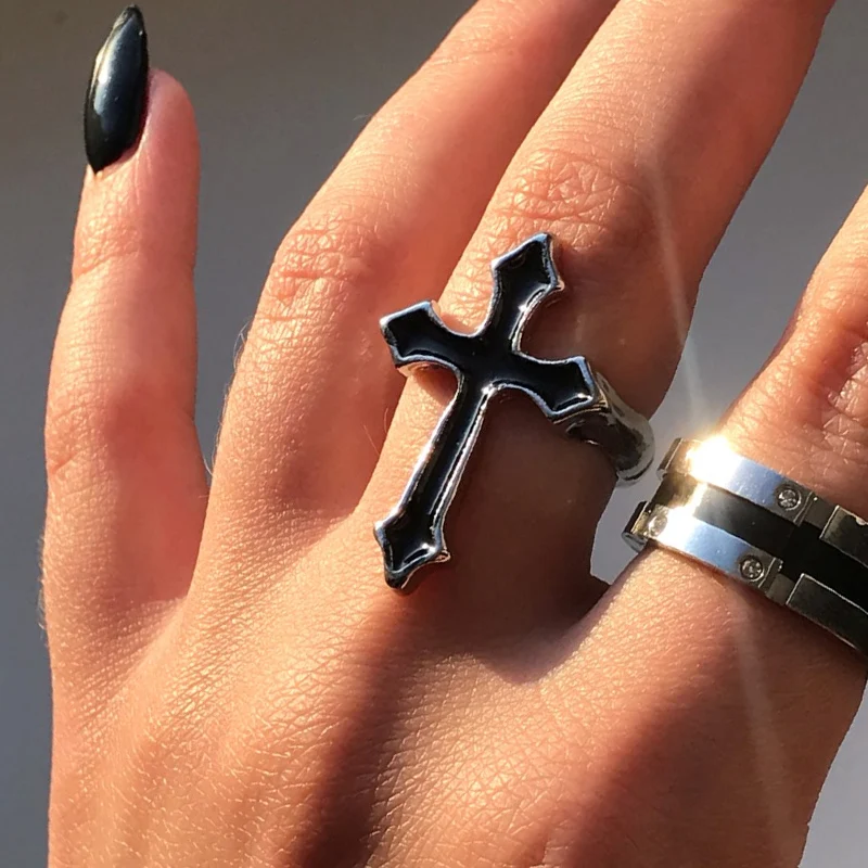 Évjárat Fekete Kereszt Gyűrű Ezüst Ötvözet Nyitva Állítható Gyűrű Krisztus Gyűrű Nyílás Mérete Ujját Ékszerek, Gyűrűk, Nők, Férfiak Kép 1